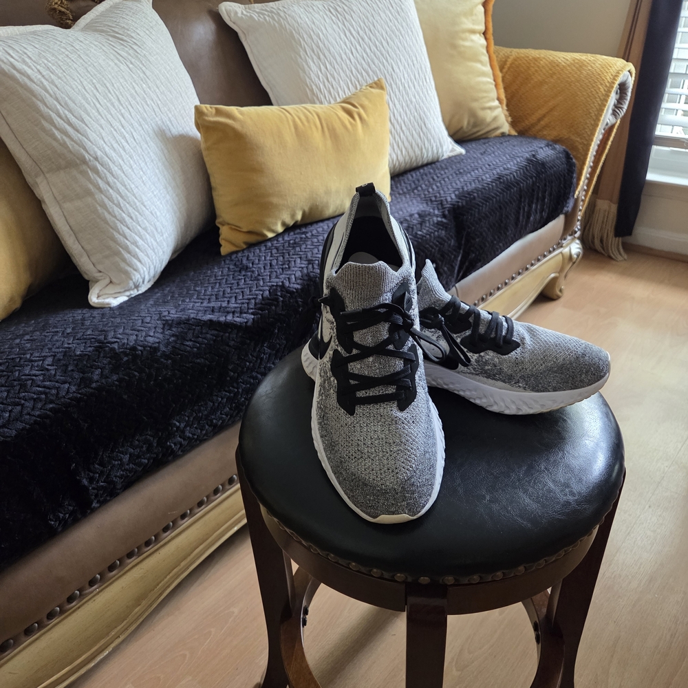 Nike Black and White Men's Sneakers